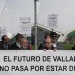 La Plataforma por el Soterramiento del Ferrocarril en Valladolid se concentra frente a la Delegación del Gobierno
