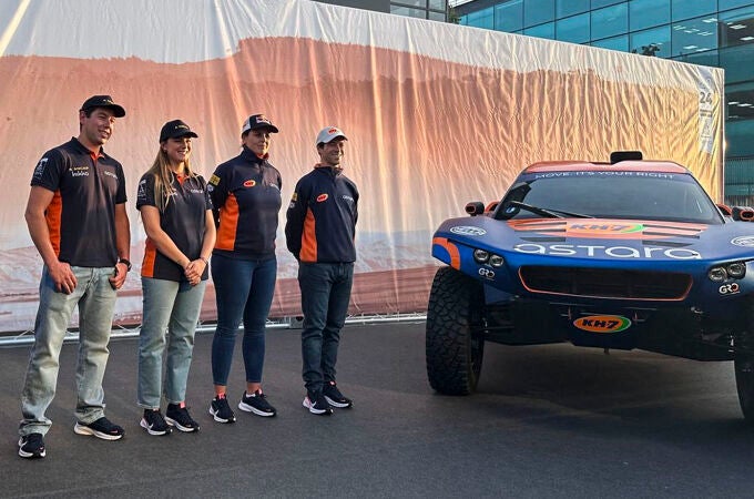 Laia Sanz y Patricia Pita, pilotos del Astara Team para el Dakar 2024
