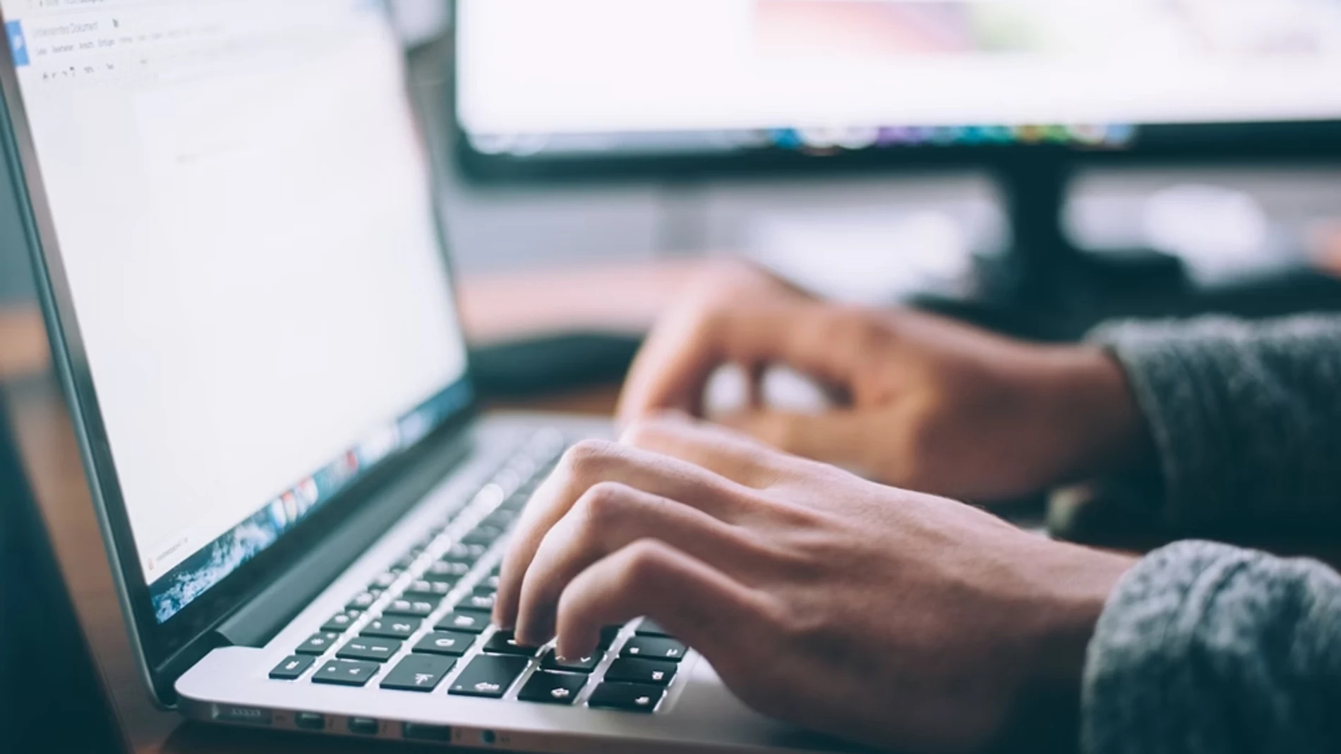 La IA supone una disruptiva en el ámbito laboral.