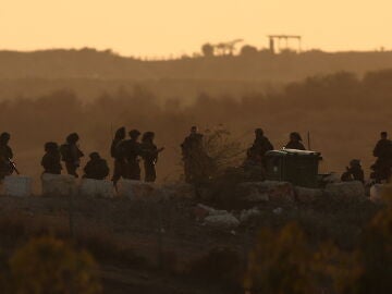 Gaza sin comunicación ni combustible, el Ejército israelí continúa en Shifa y Borrell visita Israel  