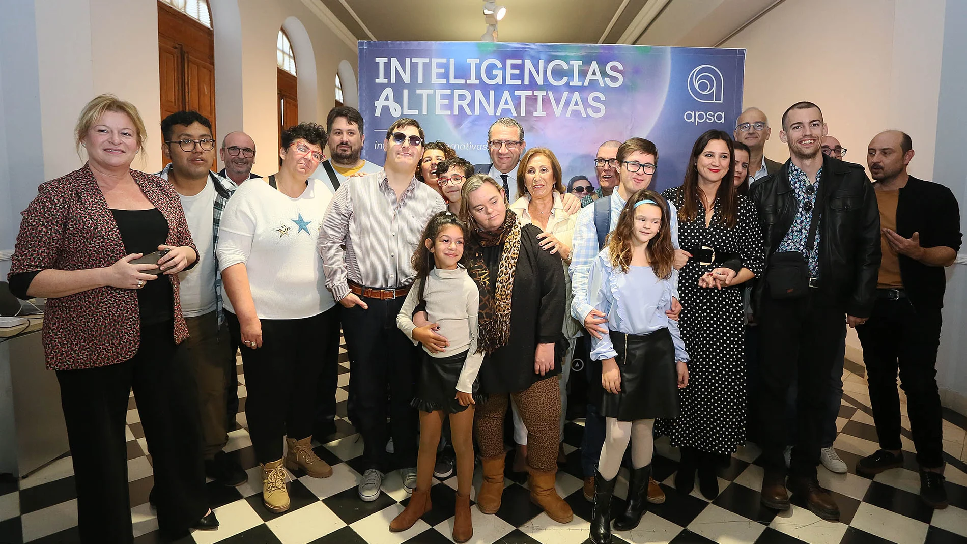 Acto de presentación hoy en Alicante de la campaña Inteligencias Alternativas.