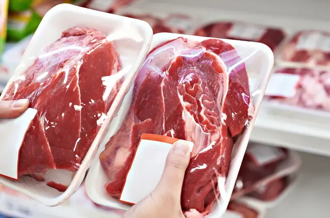Alerta: hallan superbacterias en la carne a la venta para consumo humano