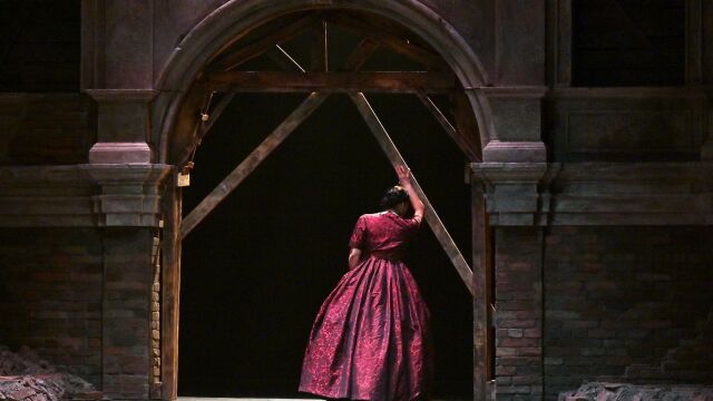 Trasladar el desarrollo de la ópera