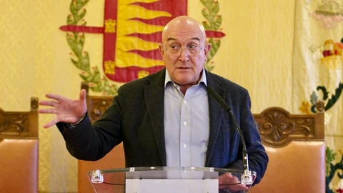 El alcalde de Valladolid Jesús Julio Carnero