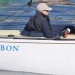 Don Juan Carlos navegando por Sanxenxo en &quot;El Bribón&quot;