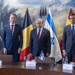 Israel convoca a la embajadora española tras acusar a Sánchez de "apoyar el terrorismo" de Hamás