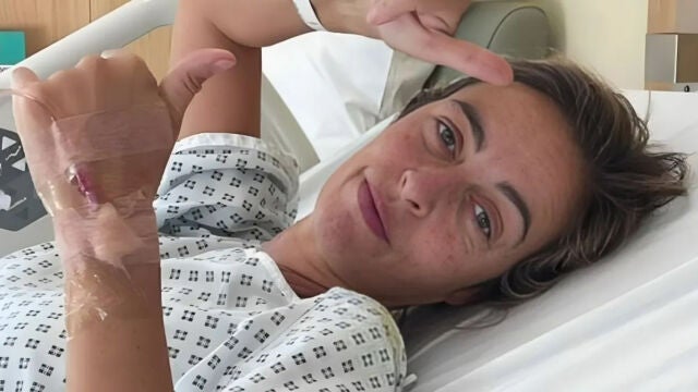 María Amores tras la operación