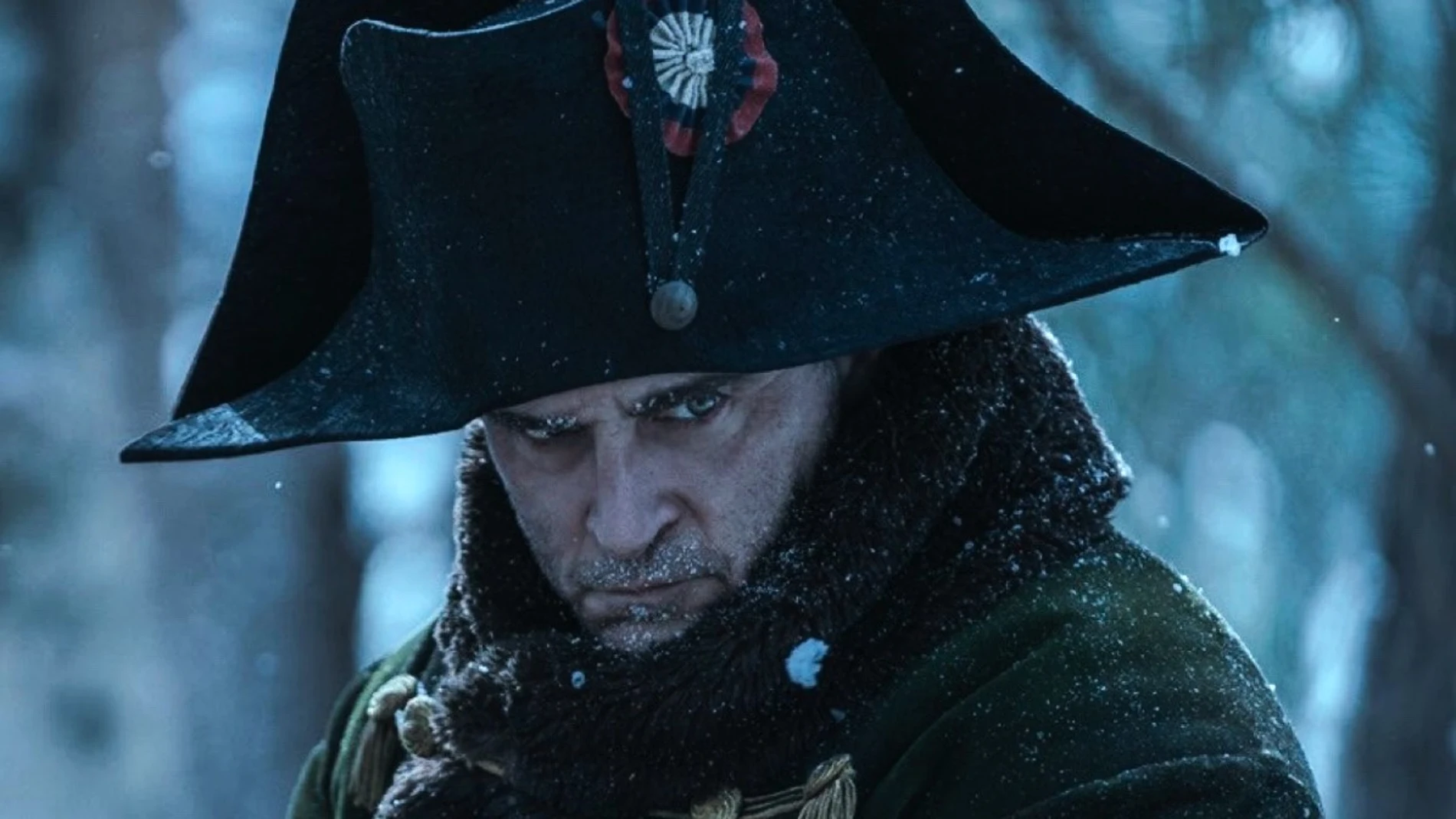 El actor Joaquin Phoenix no logra reflejar ni una sola dimensión de la complejidad del carácter de Napoleón