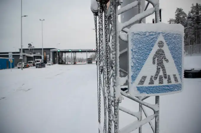 Finlandia cerrará su último puesto fronterizo con Rusia si continúa la ola de refugiados