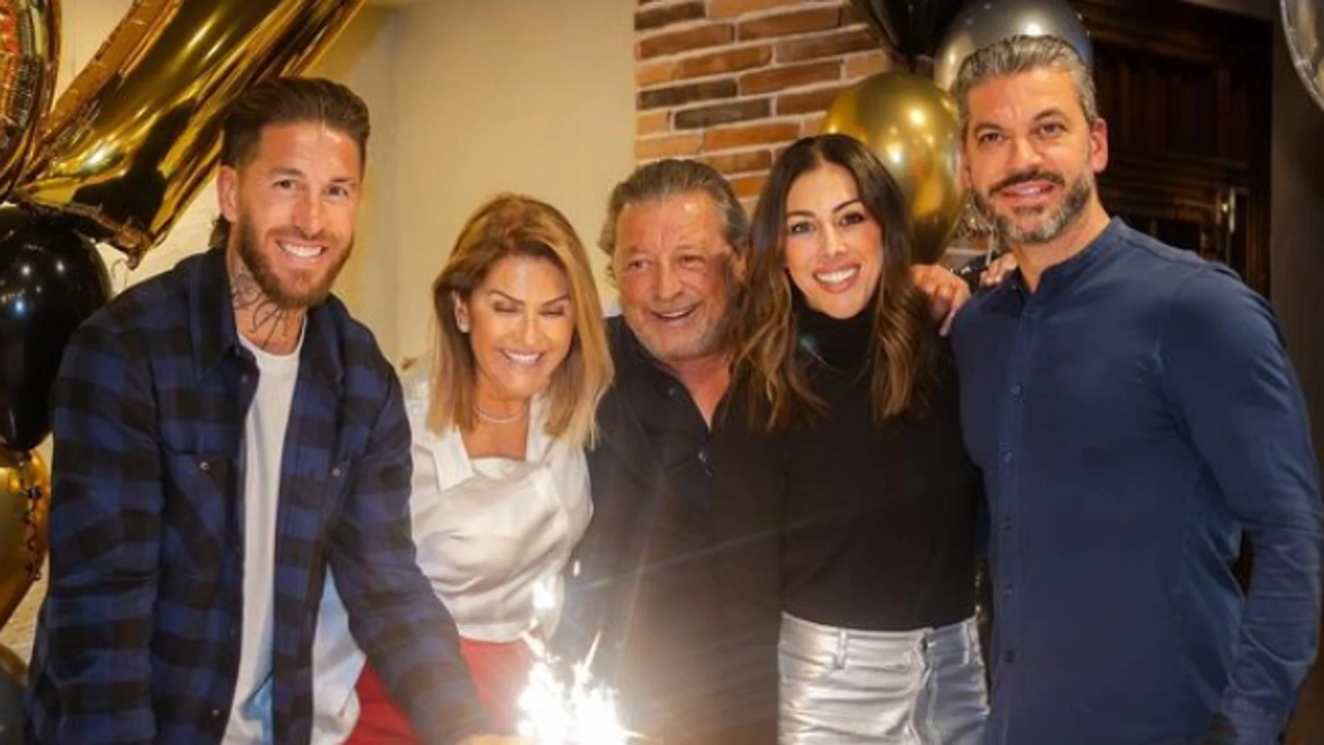 Sergio Ramos celebra el cumpleaños de su madre sin Pilar Rubio