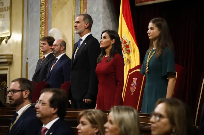 Apertura de la XV Legislatura presidida por el Rey, en directo: ERC, Bildu y BNG plantan a Felipe VI