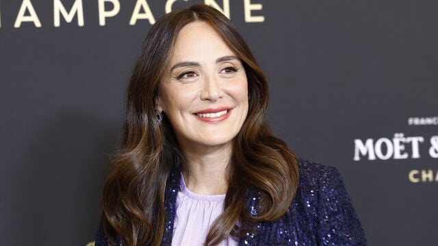 Tamara Falcó con traje de lentejuelas.