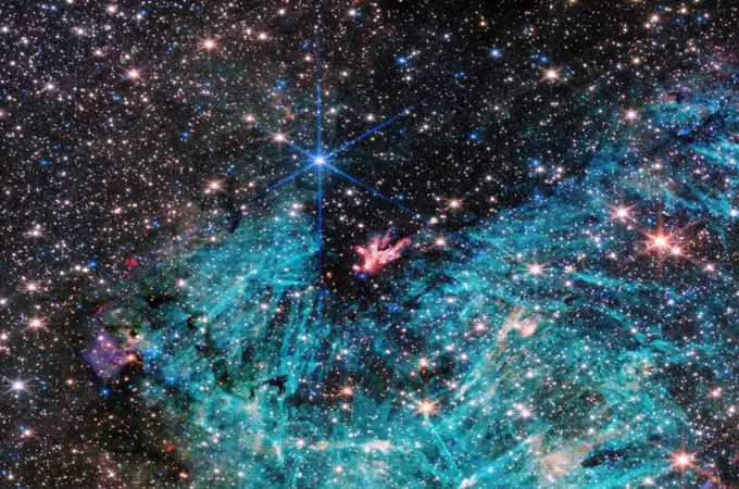 El Hubble descubre estructuras inexplicables en el centro de la galaxia