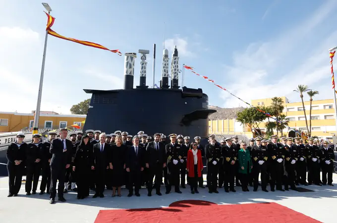 La Armada recibe el submarino S-81: 