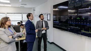 Fernández Mañueco y García Corral en el Centro de Supercomputación
