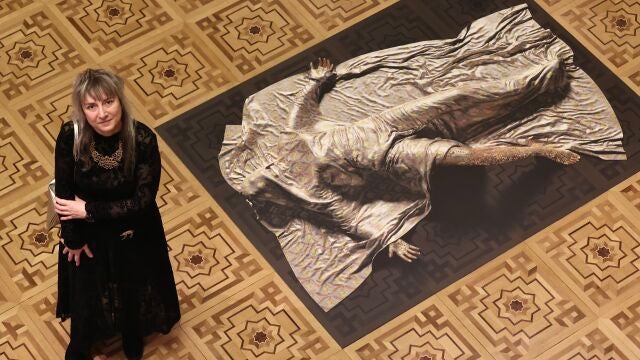 Marina Núñez con su nueva obra "Nada es tan profundo como la piel"