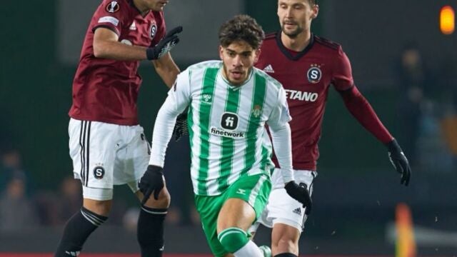 Ez Abde con el Betis