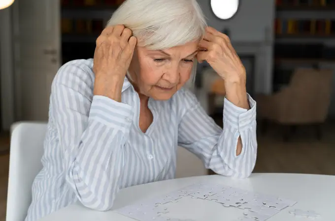 ¿Qué tipo de personalidad tiene más riesgo de desarrollar demencia en la vejez? Un estudio da las claves