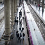 Economía.- Renfe ofrece más de 2,8 millones de plazas para viajar en sus trenes en el 'puente de la Constitución'