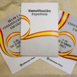 MADRID.-Colmenar.- Centros de Educación Secundaria y Formación Profesional reciben ejemplares de la Constitución