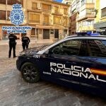 AMP.- Detenidos en Orihuela (Alicante) por disparar con escopeta al portero de discoteca al no dejarles entrar