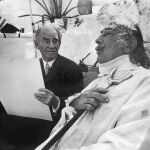 Arno Breker y Salvador Dalí en Port Lligat