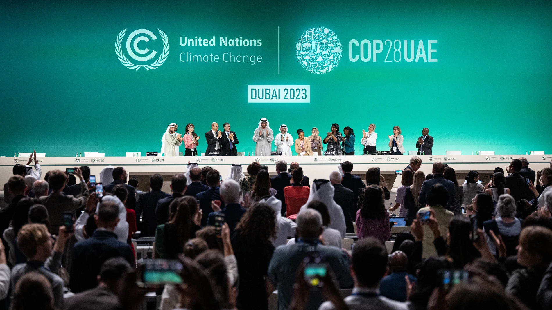 COP28.- Cautela entre los expertos en torno al acuerdo final de la Cumbre del Clima
