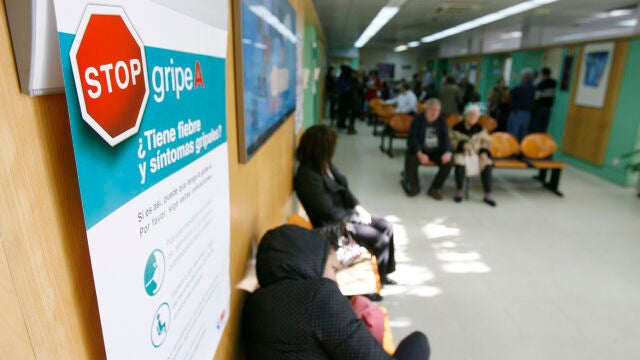 PRIMER DIA DE VACUNACIONES CONTRA LA "GRIPE A" EN LOS CENTROS DE SALUD. 