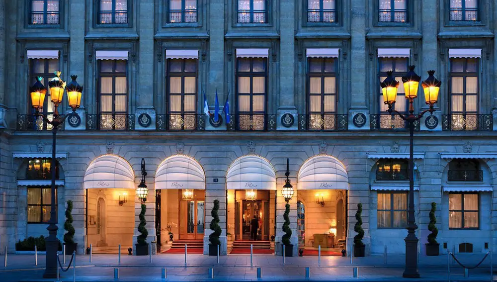 Fachada del hotel Ritz de París