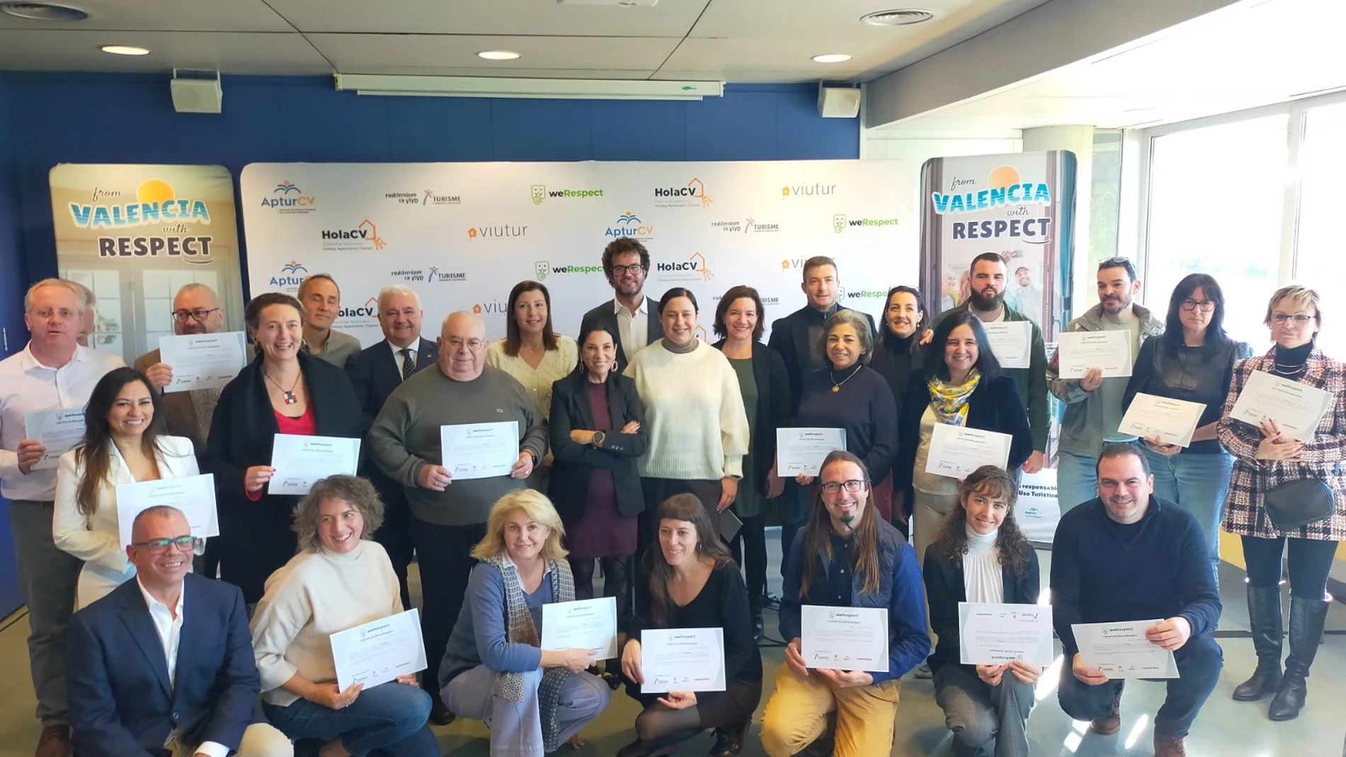 Entrega de las nuevas acreditaciones