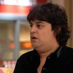 Rafa carga contra Alicia tras la detención de Carlos en "Amar es para siempre"
