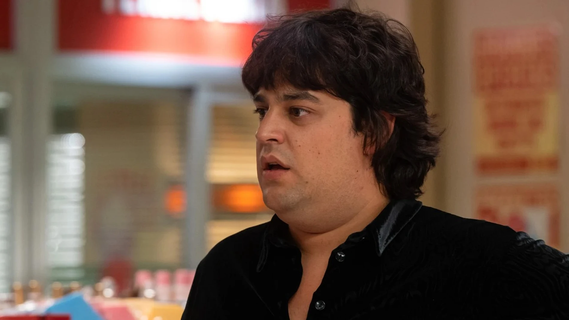 Rafa carga contra Alicia tras la detención de Carlos en "Amar es para siempre"