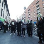 Familiares de Esther López, a las puertas del Juzgado en Valladolid pidiendo Justicia