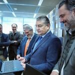 Antonio Sanz presenta nuevos equipos informáticos para empleados públicos de la Junta de Andalucía