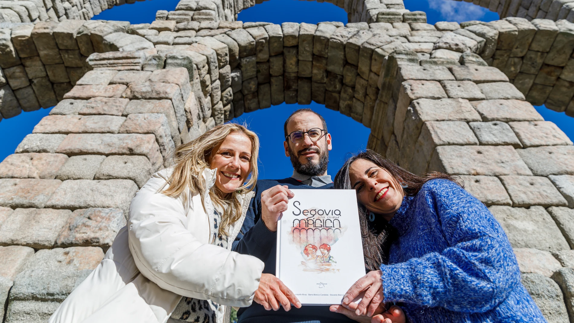 Eduardo Blanco, Elena Blanco y Ana Martín Rivas presentan el libro Segovia Mágica