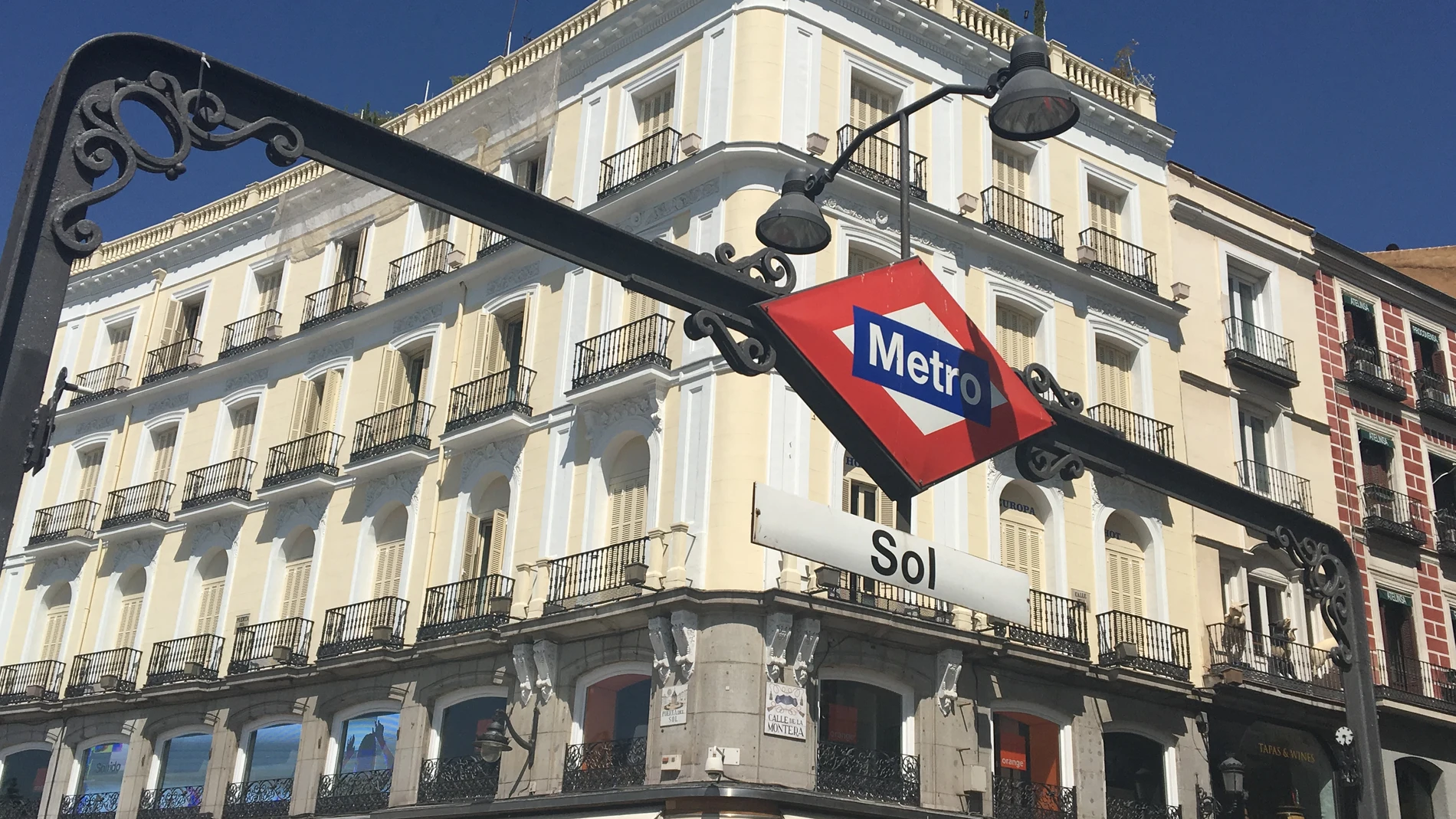 MADRID.-La estación de Sol de Metro y Cercanías volverá a cerrar este sábado de 18 a 21 horas por previsible afluencia