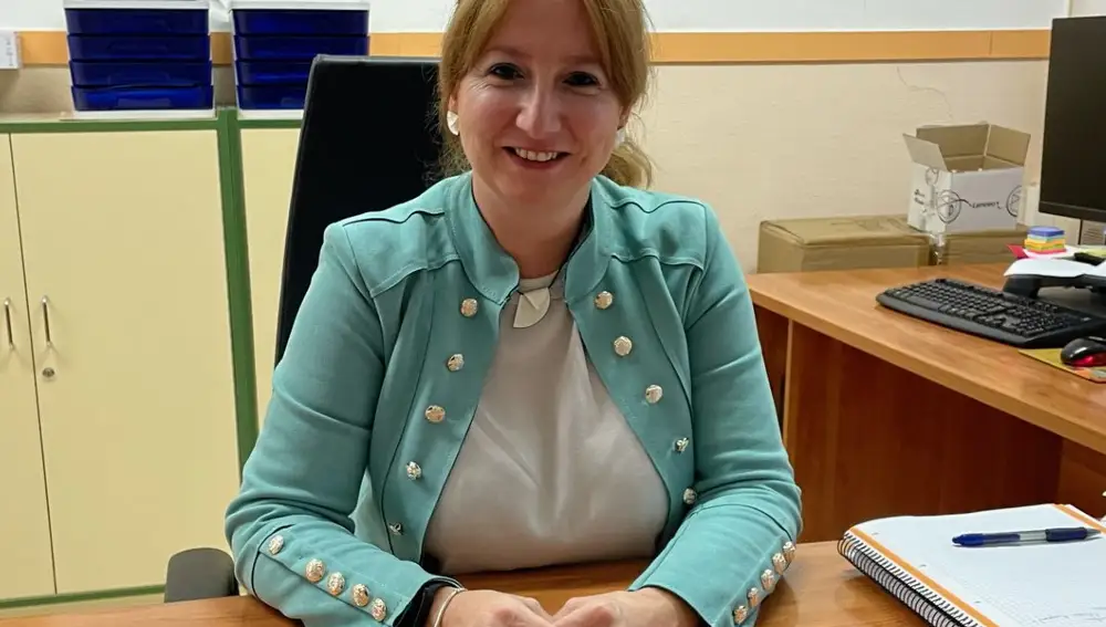 La directora del IES Vega del Prado, Nieves Asenjo Sánchez