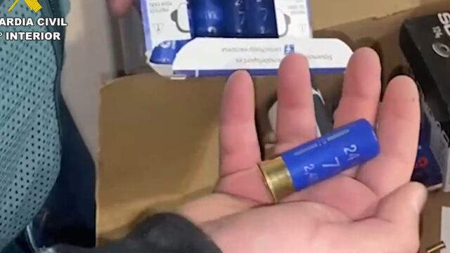 Los detenidos disponían de armas y munición