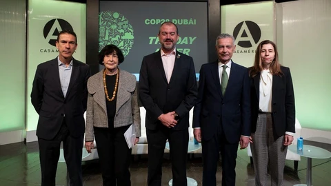 Foto de familia de los ponentes