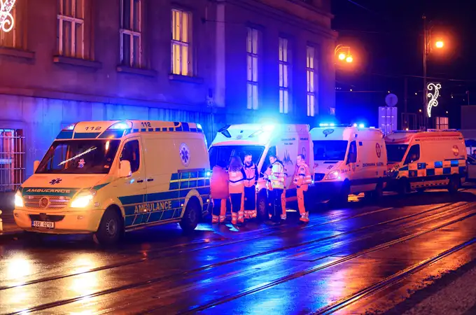 Terror en Praga: un tiroteo en una universidad deja al menos 15 muertos y decenas de heridos