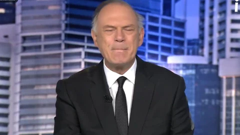 Pedro Piqueras visiblemente emocionado