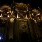 Así luce de noche la Catedral de Granada gracias a la nueva iluminación