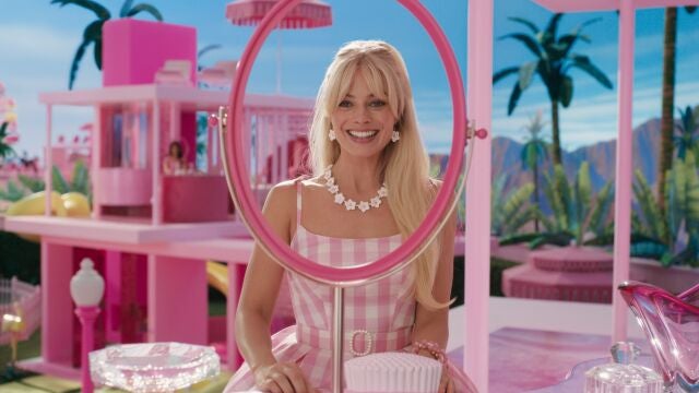 Margot Robbie en «Barbie», una de las películas más taquilleras del año y el filme que más ha calado en la cultura popular en 2023