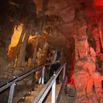 Interior de la cueva de los franceses en Revilla de Pomar