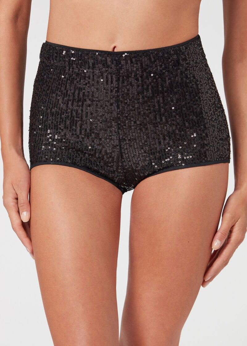 Hot pants con lentejuelas