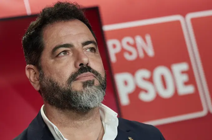 Fugas en el PSOE: Dos candidatos del PSN renuncian a 48 horas de que entreguen Pamplona a Bildu