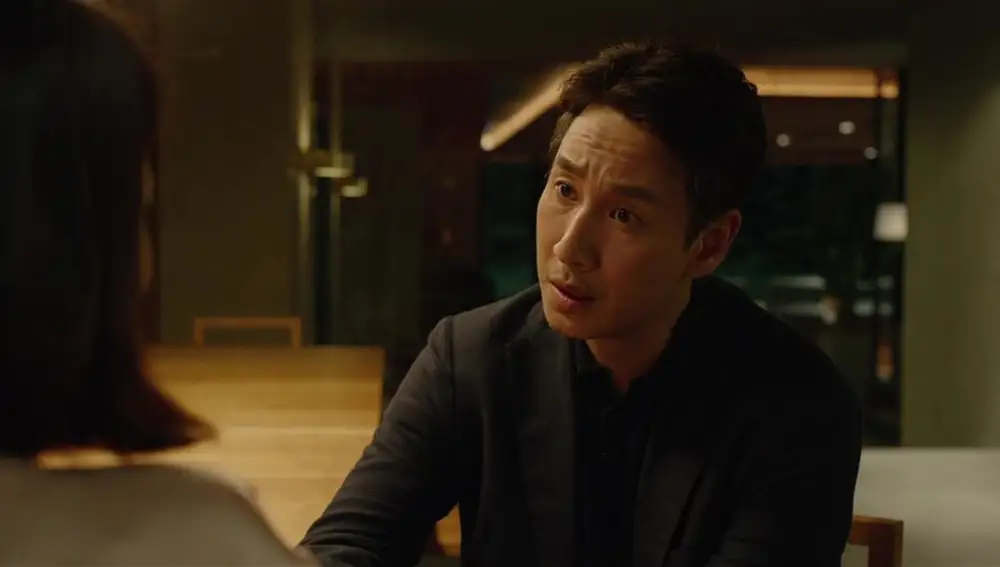 Lee Sun Kyun durante su papel como padre de familia en &quot;Parásitos&quot;