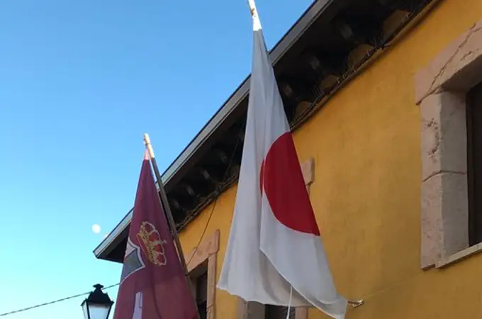 ¿Por qué hay una bandera de Japón izada en un pequeño pueblo de Soria?