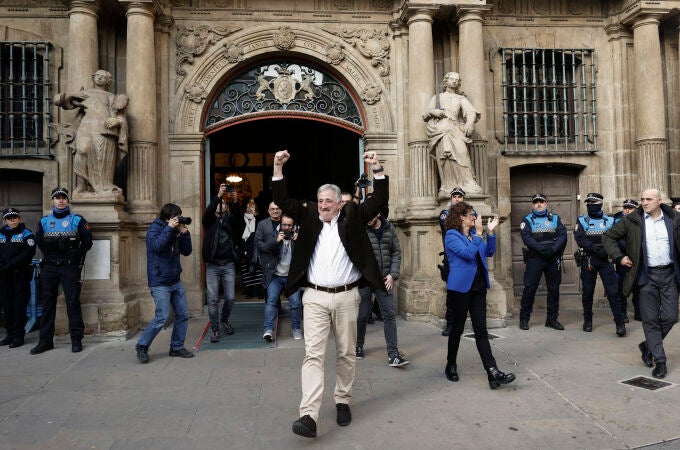 Joseba Asiron, alcalde de Pamplona, tras la moción de censura