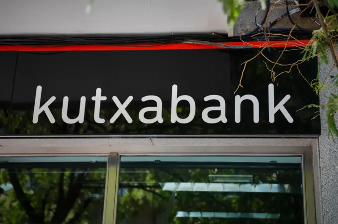  Kutxabank elimina las comisiones a más de un millón de clientes: quiénes son los beneficiados 